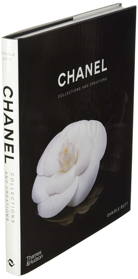 livros decorativos chanel|Chanel: Collections And Fashion Decor Book: Luxury Decor Book.